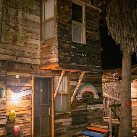 Lodge Kadir's Family House *