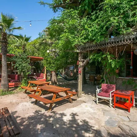 Kadir's Family House Lodge