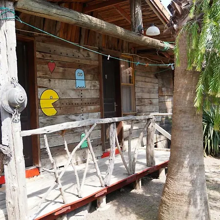 Lodge Kadir's Family House